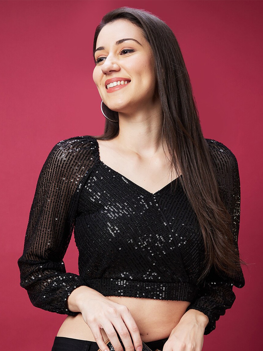 

Globus Sequinned Party Crop Top, Black