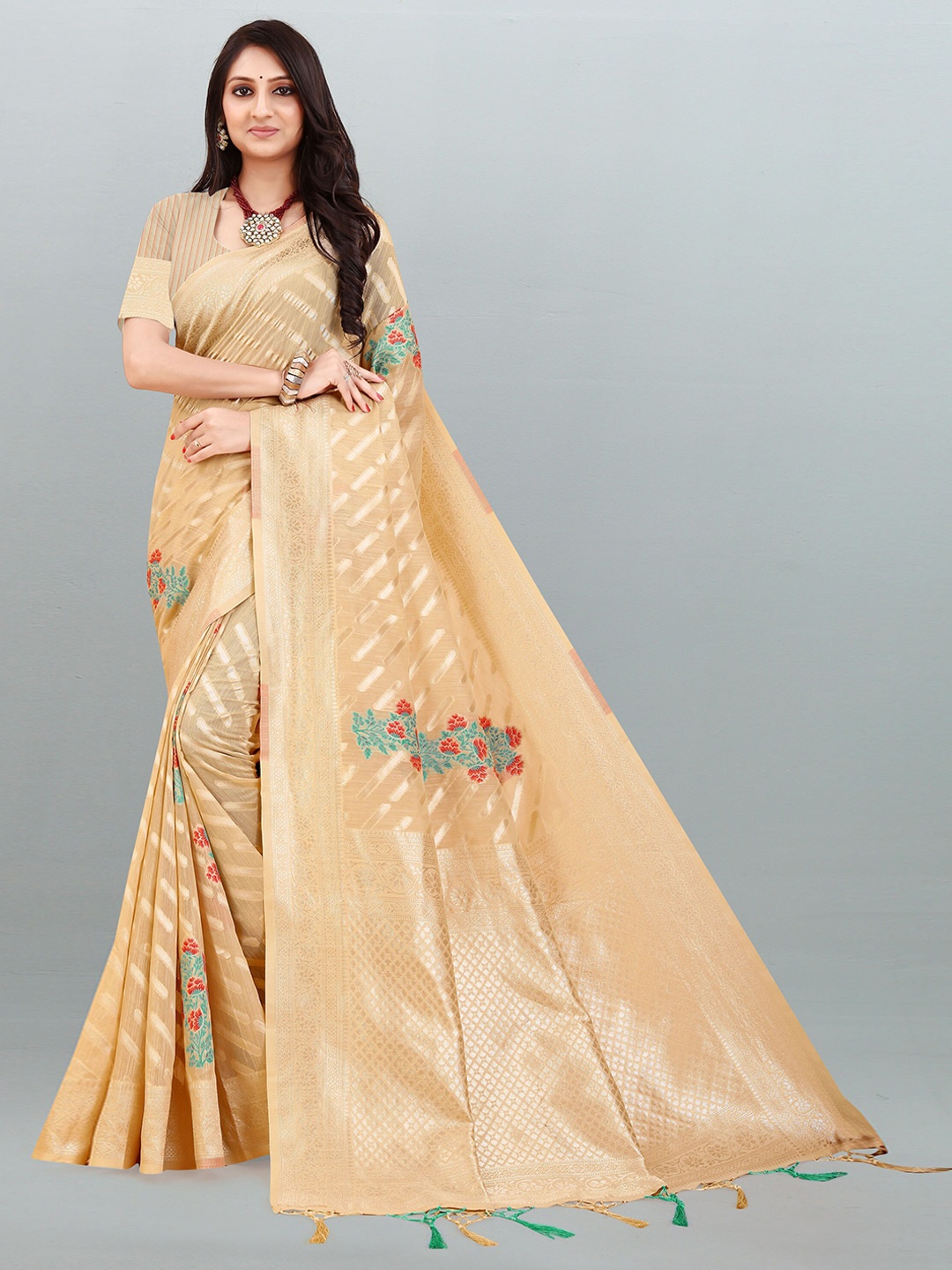 

DIVASTRI Floral Woven Design Zari Pure Linen Banarasi Saree, Cream