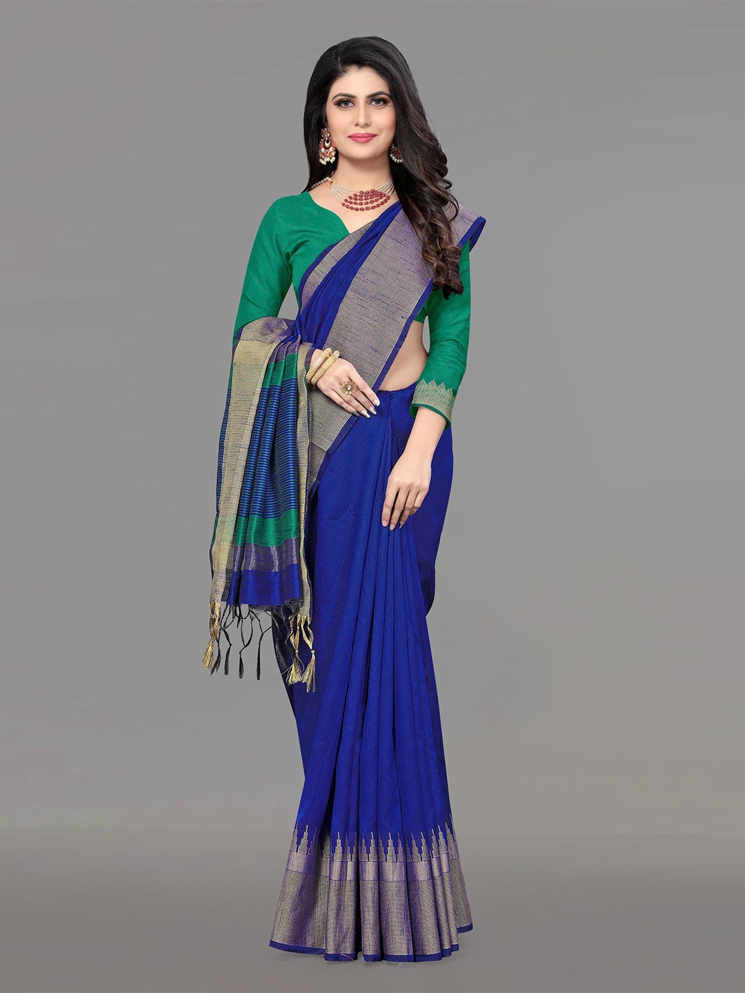 

DIVASTRI Woven Design Border Zari Detailed Saree, Navy blue