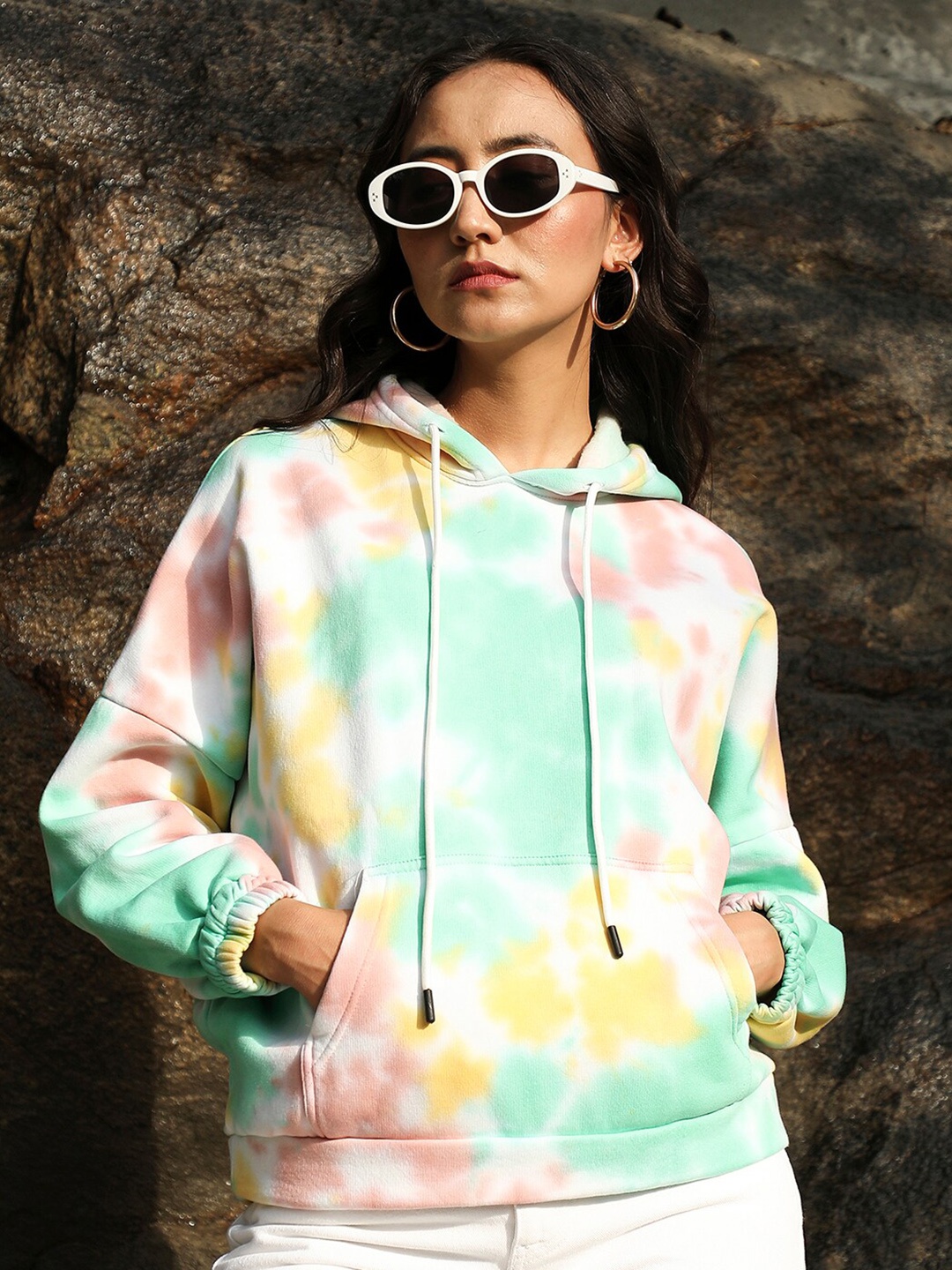 

Campus Sutra Tie & Dye Printed Hooded Cotton Pullover Sweatshirt, White