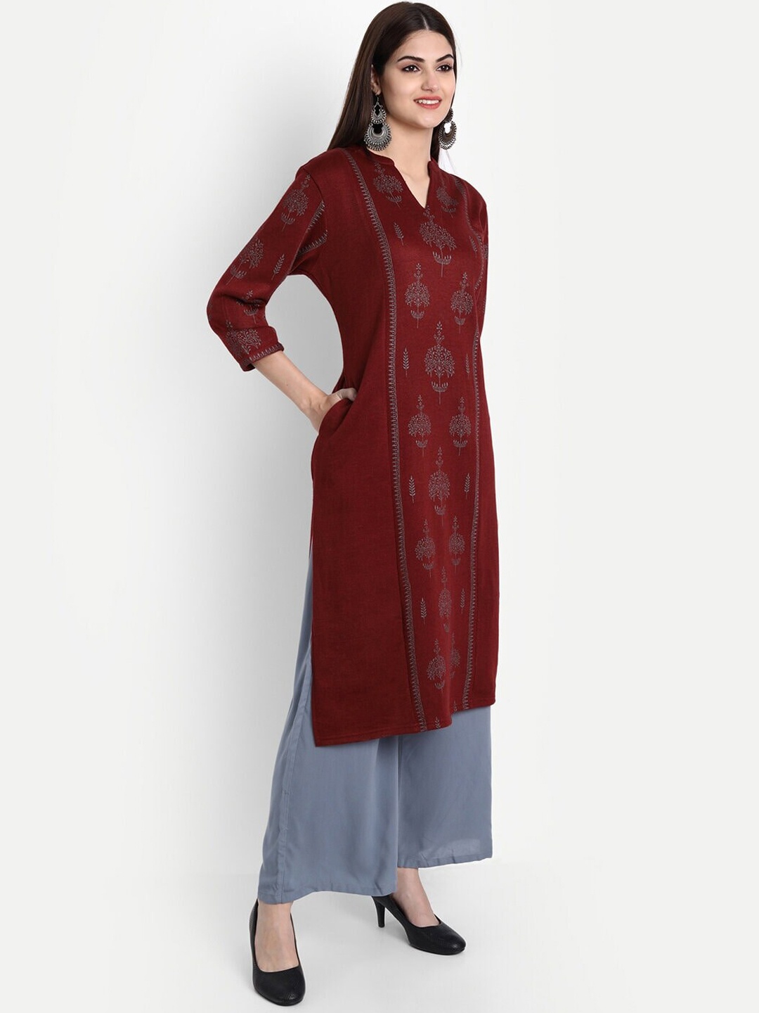 

SUTI Ethnic Motif Printed Woollen Straight Kurta, Maroon