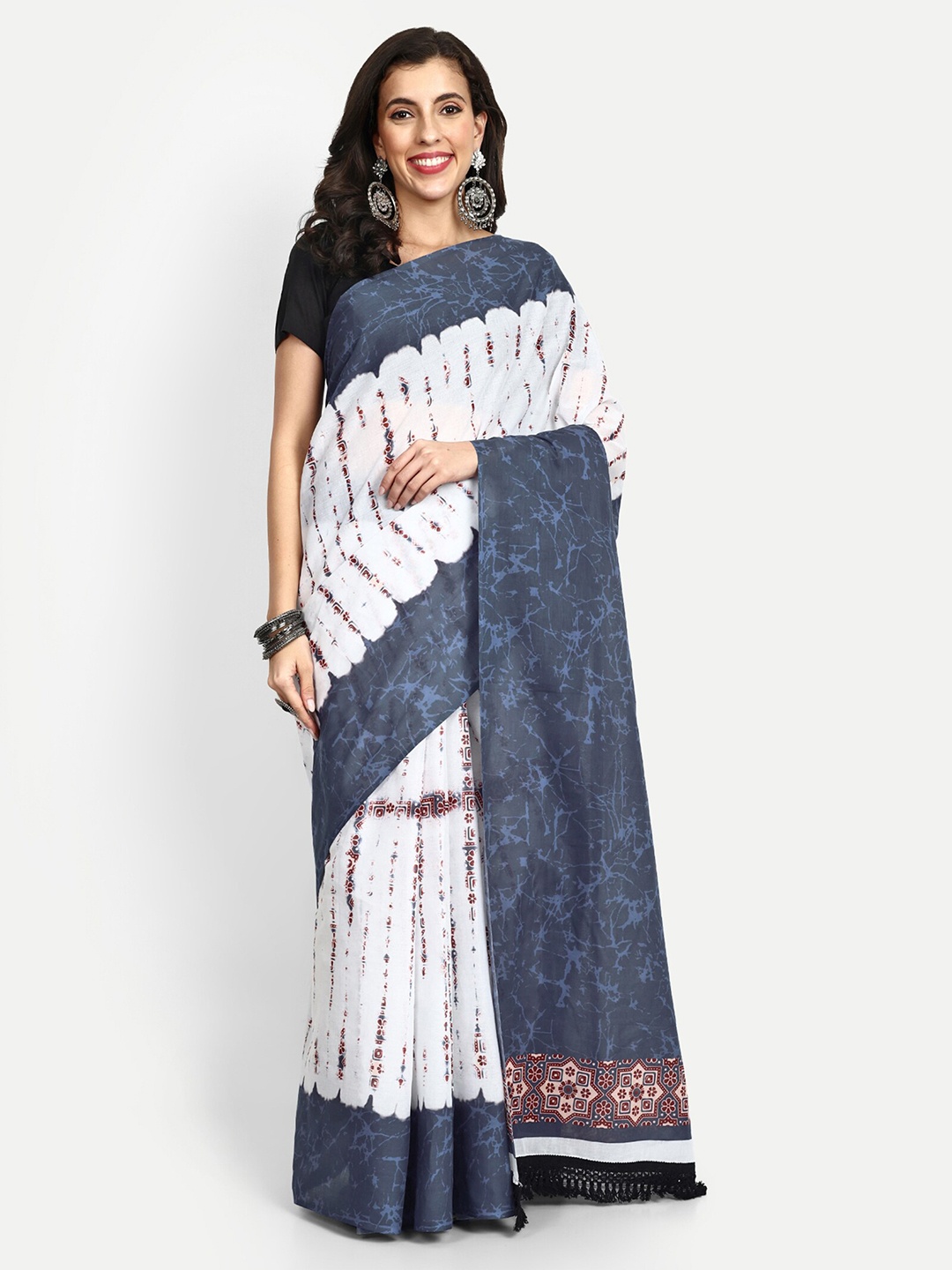 

BUTA BUTI Batik Printed Pure Cotton Saree, Navy blue
