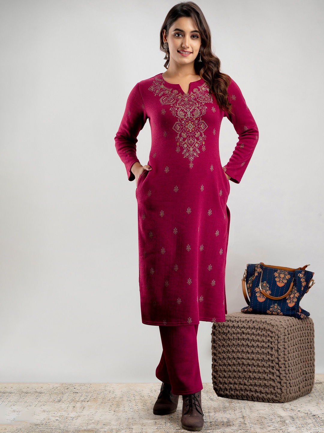 

SUTI Ethnic Motifs Printed Beads & Stones Pure Wool Regular Kutra With Trouser, Magenta