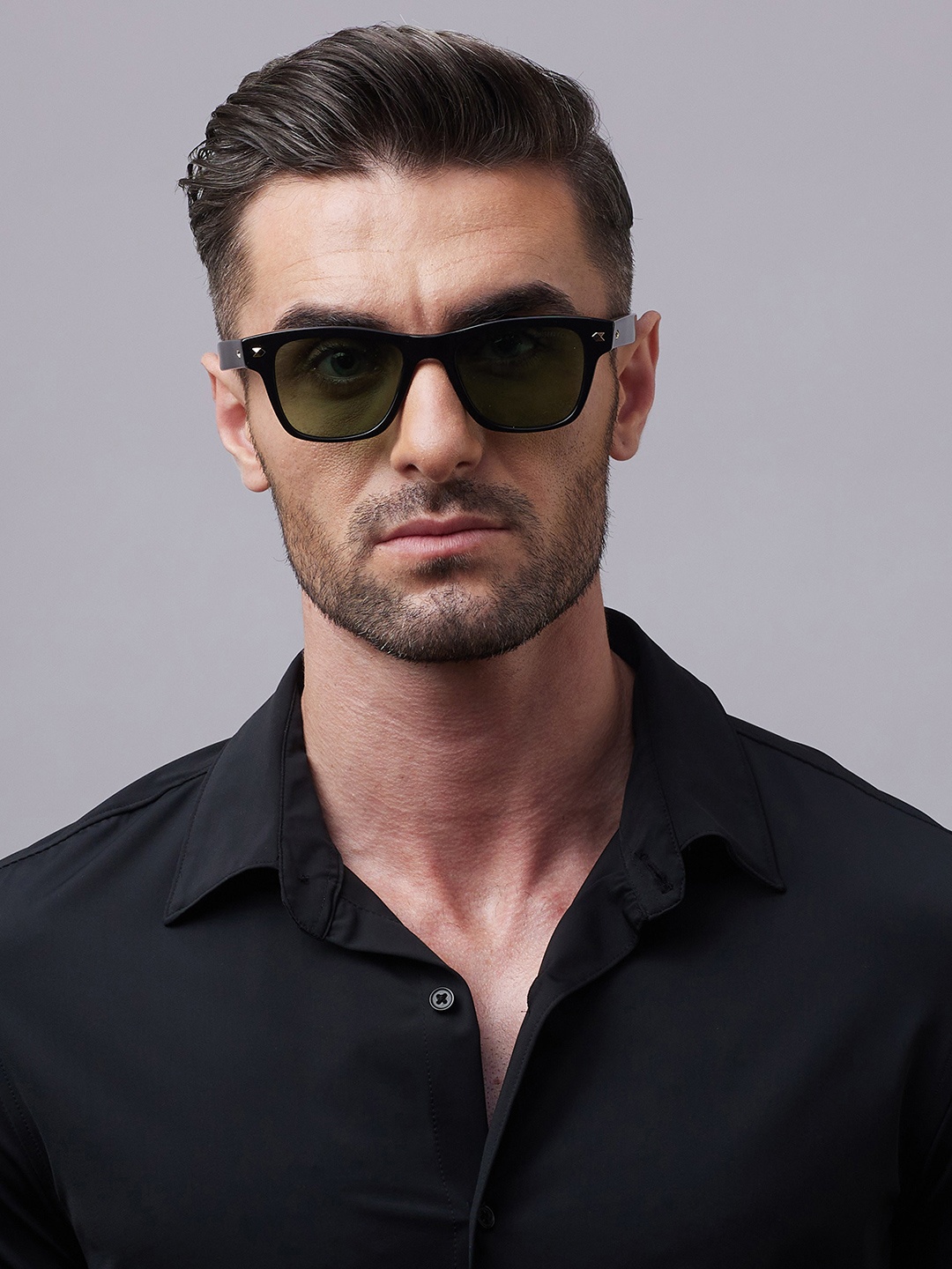 

Shisen Fox SHINZO BLACK/CRYSTAL Unisex Sunglass 52, Grey