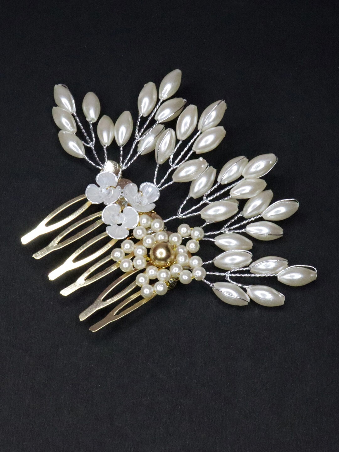 

FIMBUL Floral Embellished Lightweight & Durable Comb Pin, White