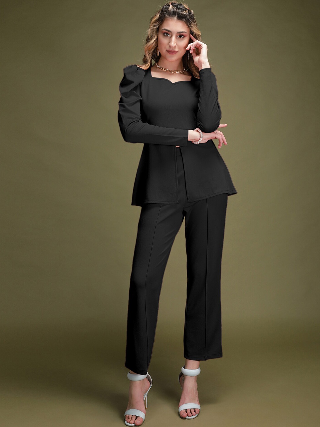 

N N ENTERPRISE Square Neck Top With Trousers, Black