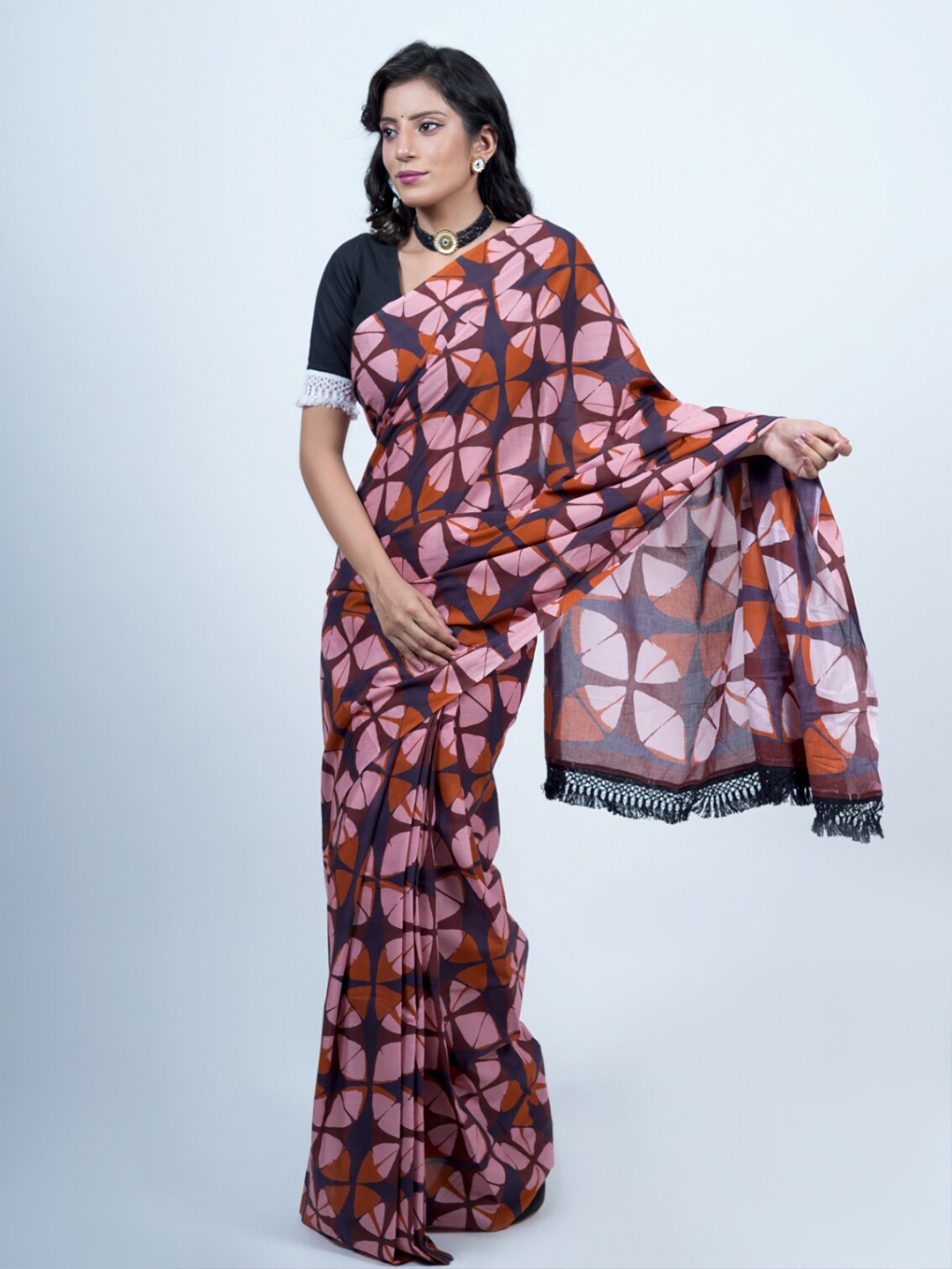 

BUTA BUTI Batik Printed Pure Cotton Tasseled Saree, Rust