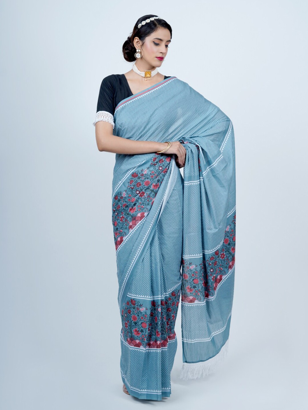 

BUTA BUTI Floral Printed Pure Cotton Saree, Blue