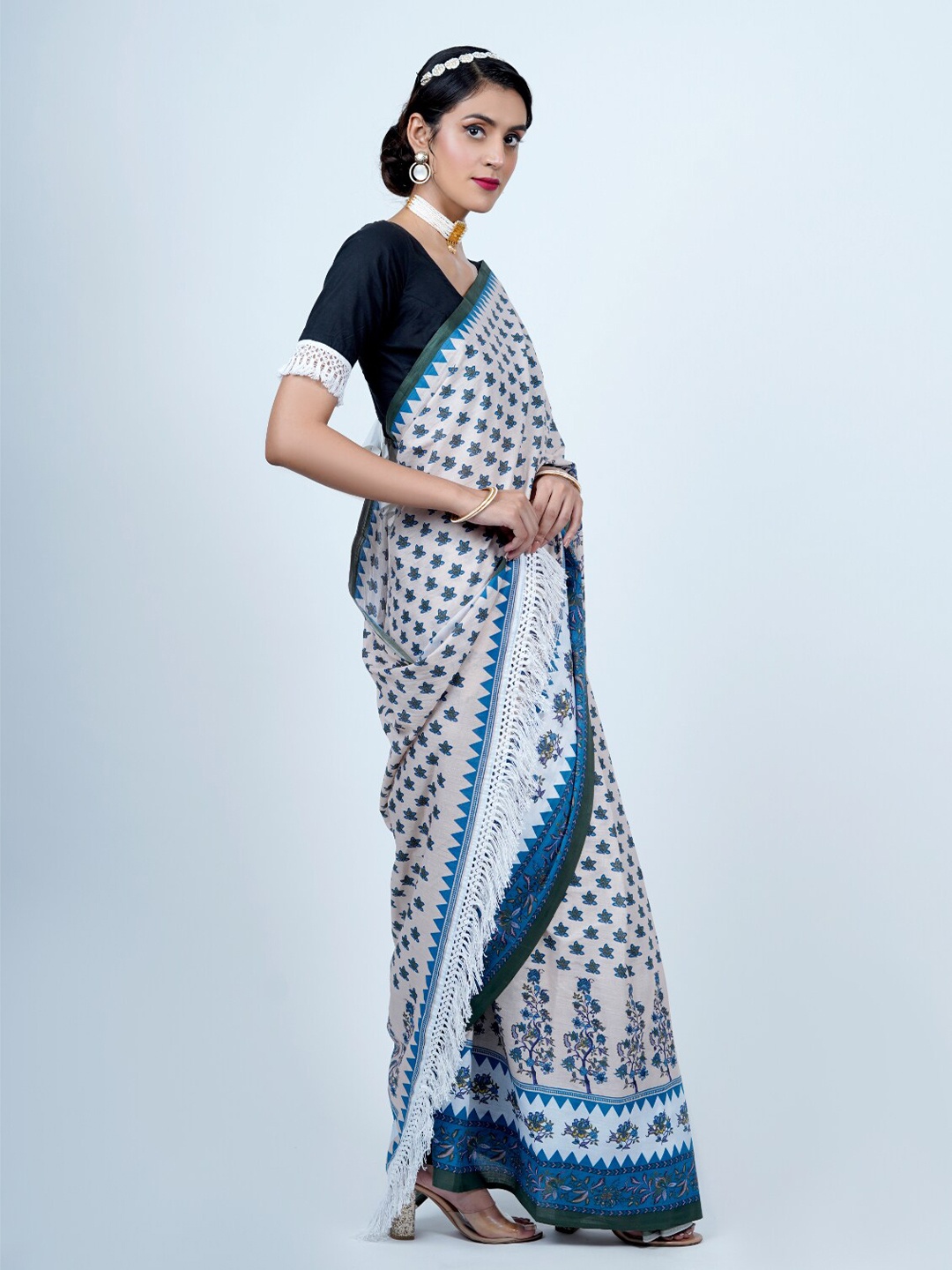 

BUTA BUTI Ethnic Motifs Printed Pure Cotton Tasseled Saree, Beige
