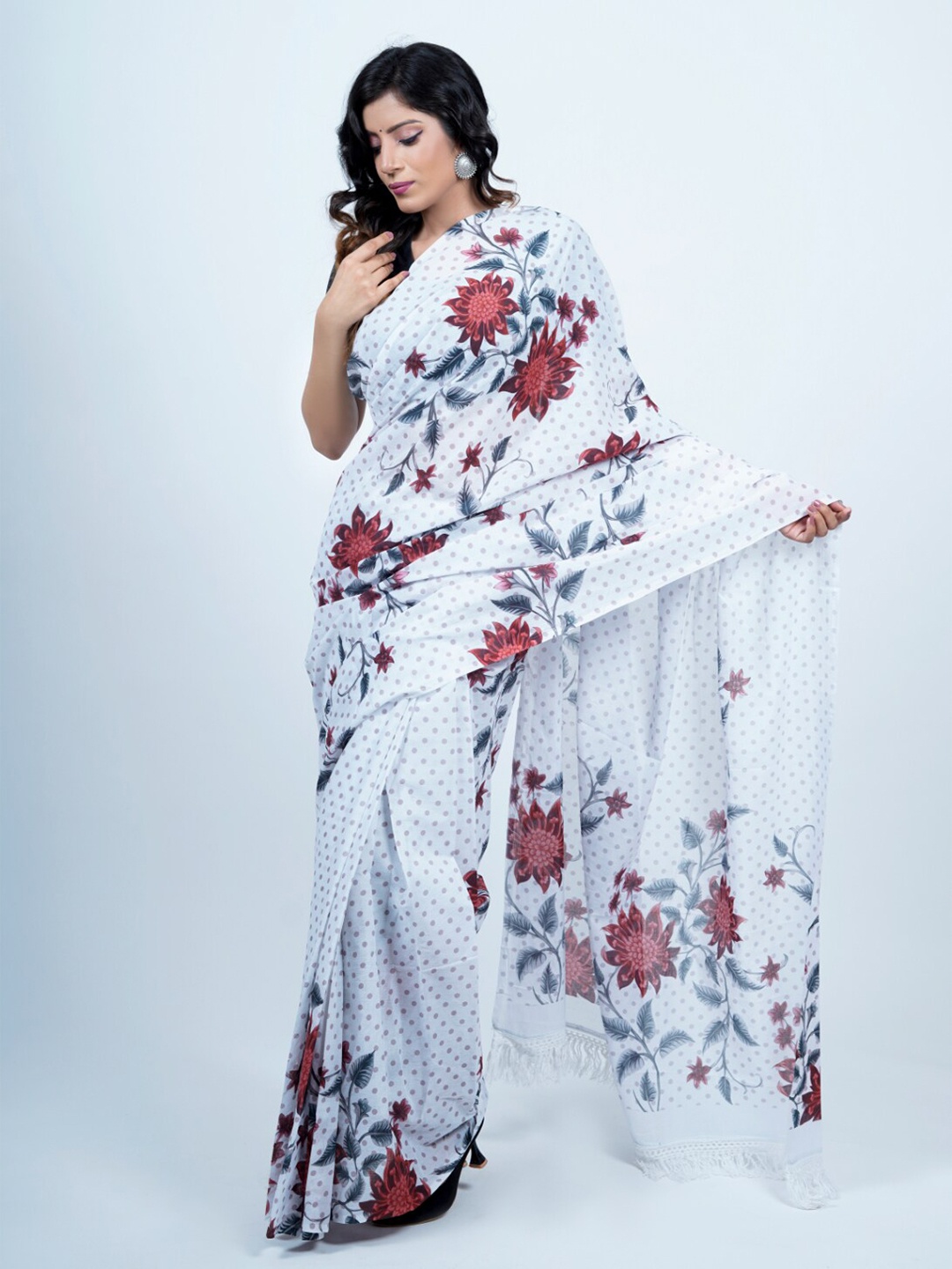 

BUTA BUTI Floral Printed Pure Cotton Saree, White