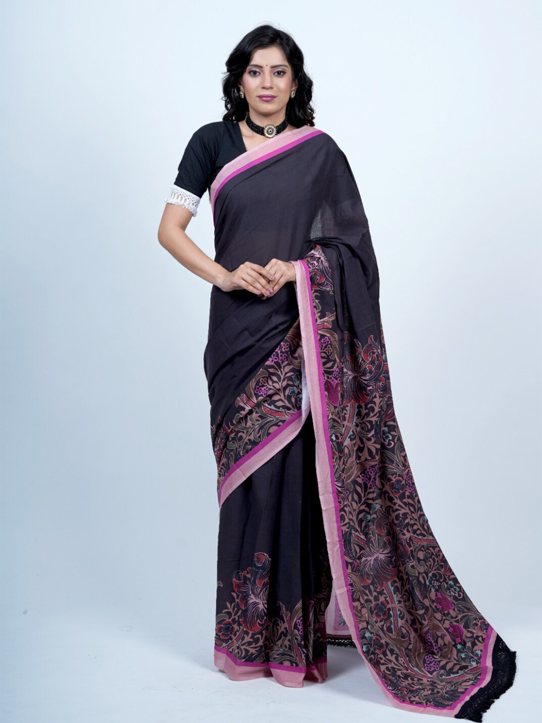 

BUTA BUTI Floral Printed Pure Cotton Saree, Black