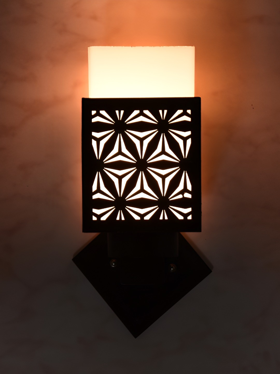

Afast Blcak Wood Traditional Square Shaped Wall Lamp, Black