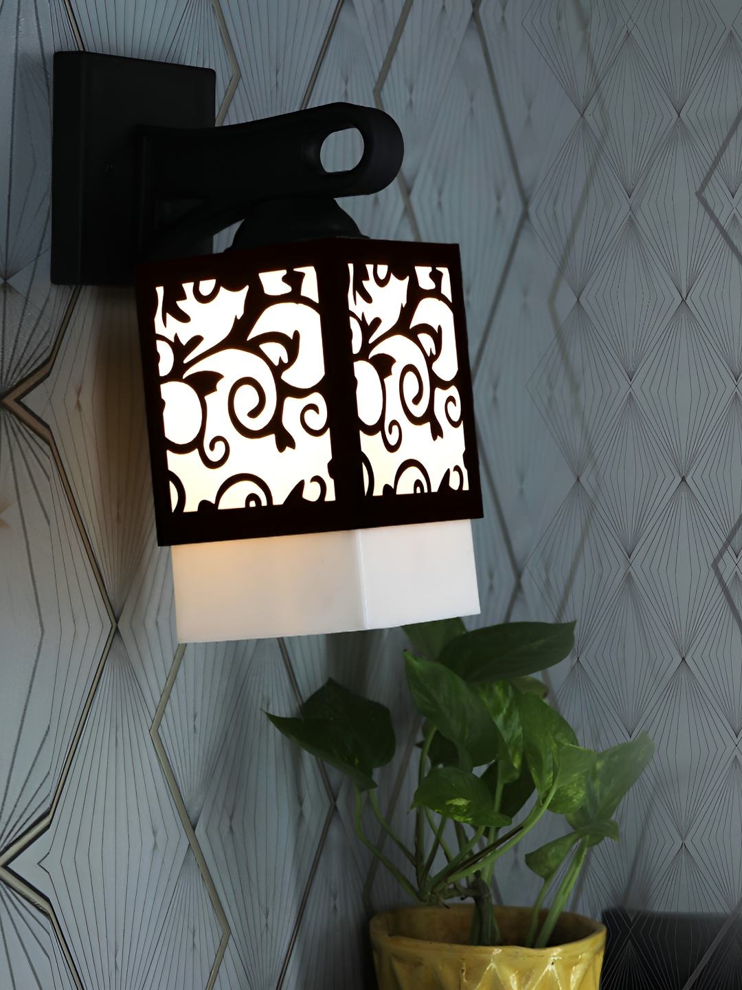 

Afast White & Black Textured Contemporary Wood Square Shaped Wall Lamp