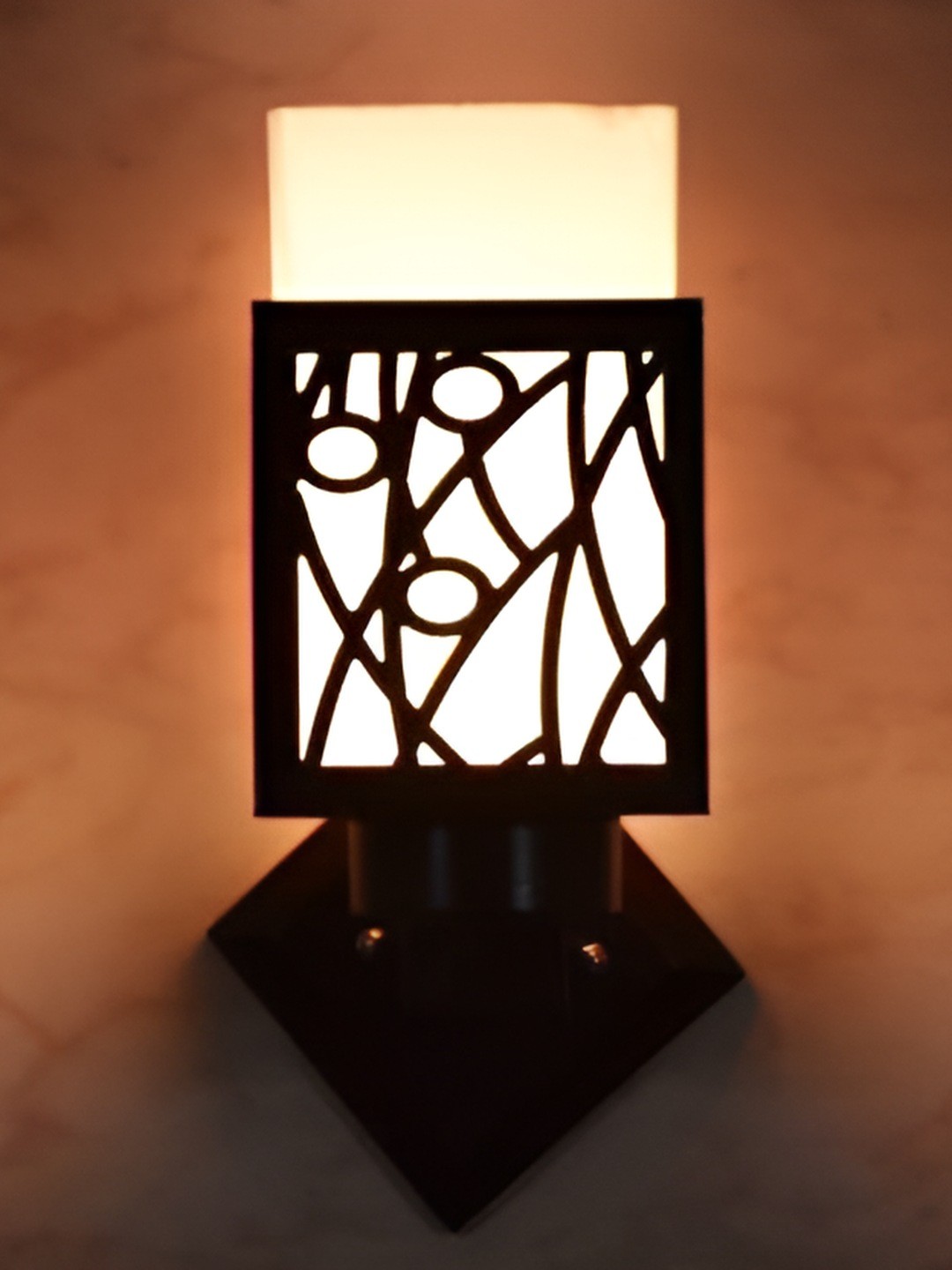 

Afast White & Black Textured Contemporary Wood Square Shaped Wall Lamp