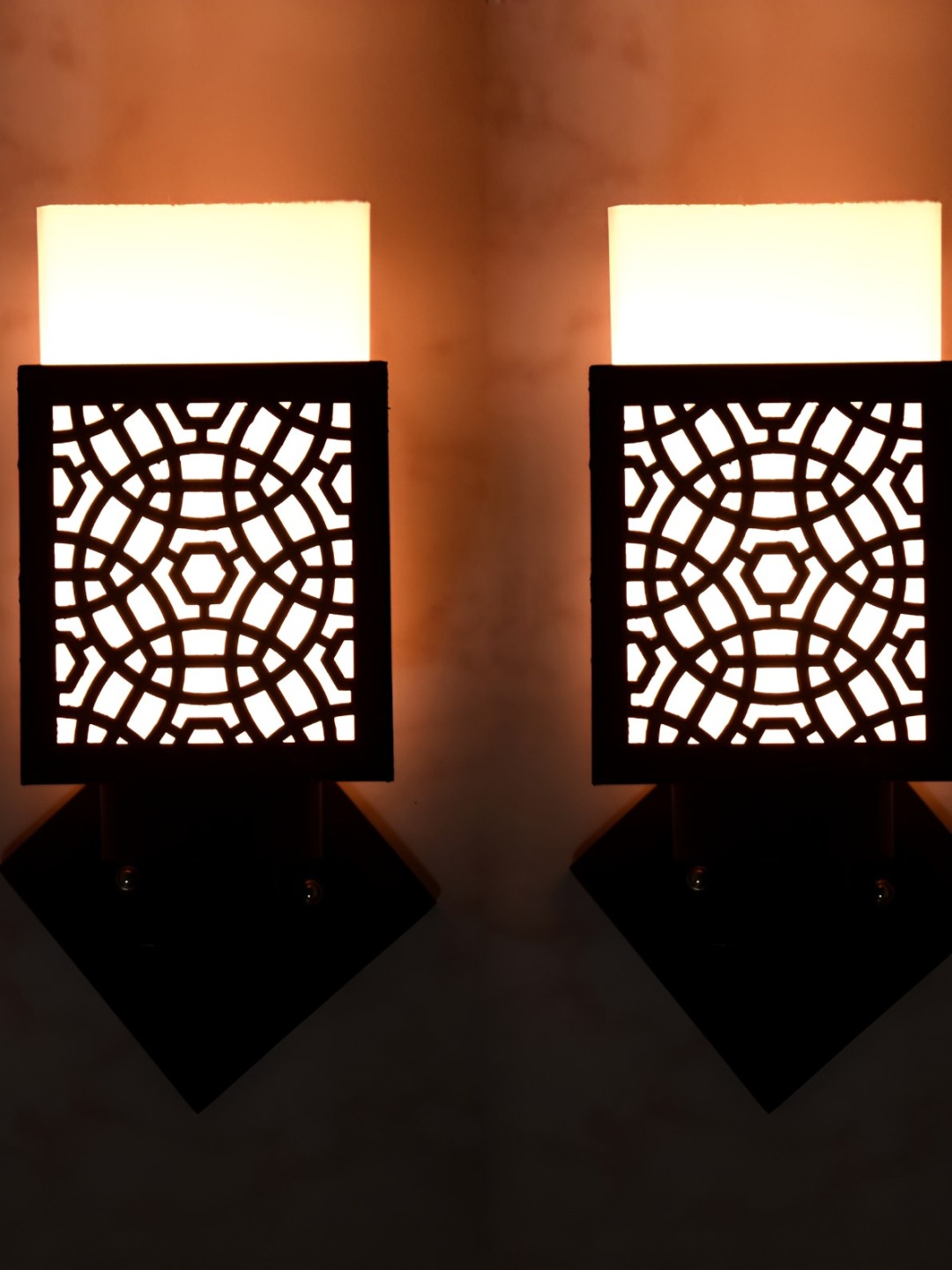 

Afast White & Black 2 Pieces Textured Contemporary Wood Square Shaped Wall Lamps