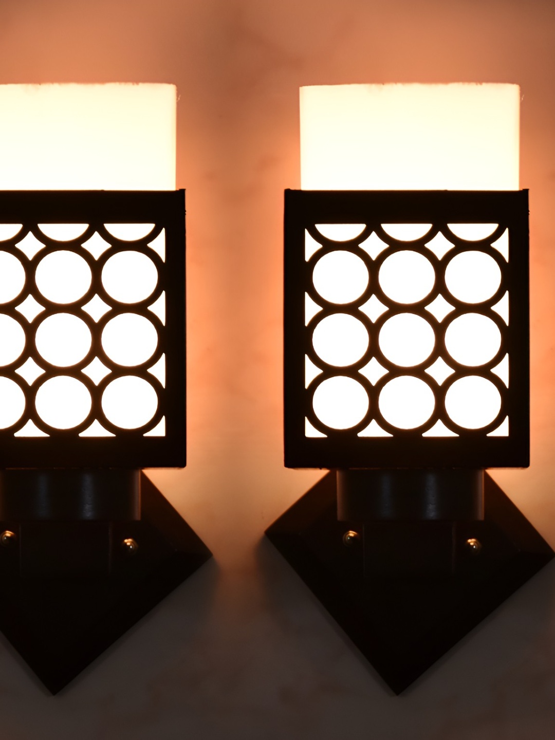

Afast White & Black 2 Pieces Textured Contemporary Wood Square Shaped Wall Lamps