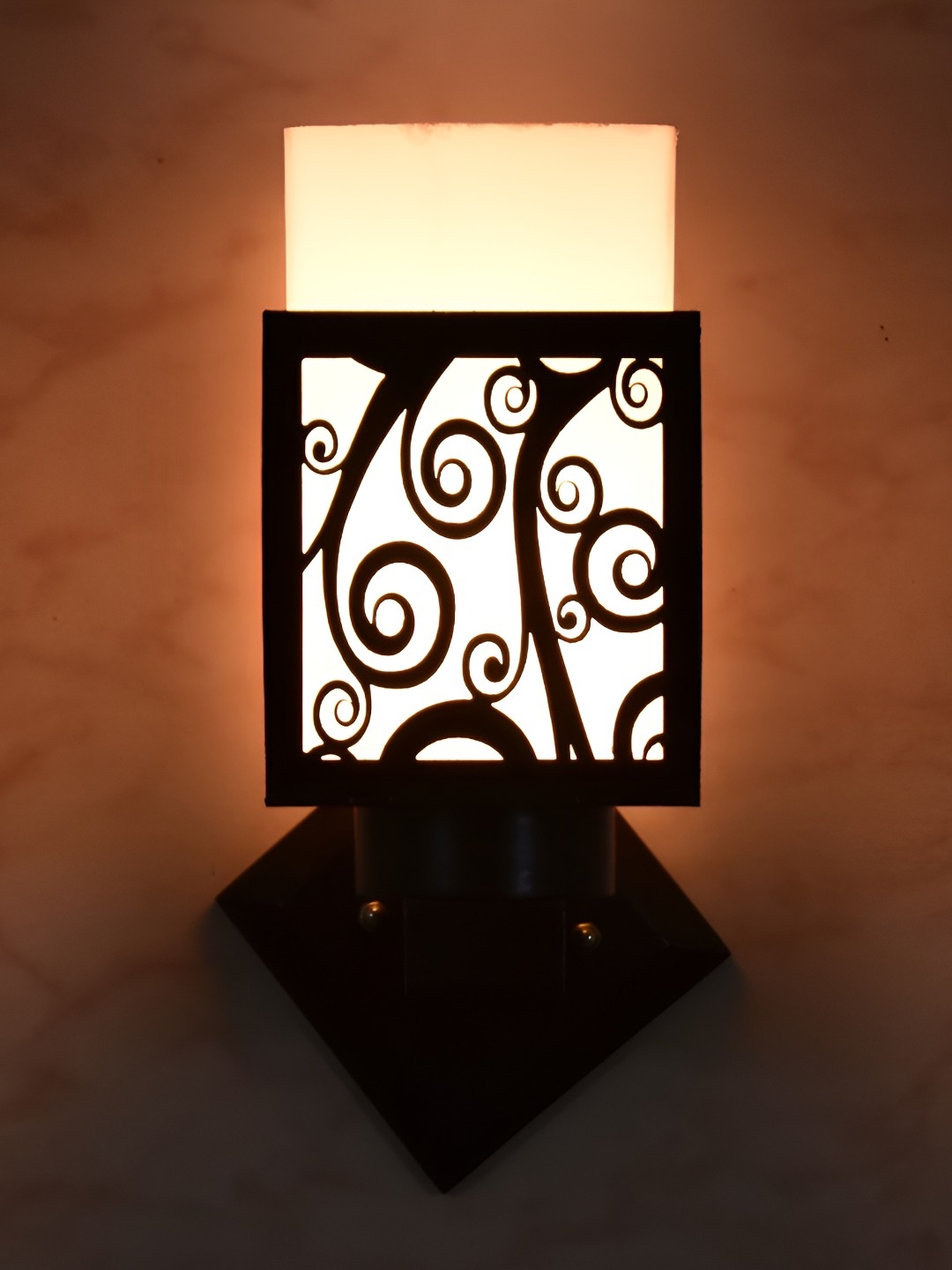 

Afast Black & White Wooden Textured Traditional Square Wall Lamp