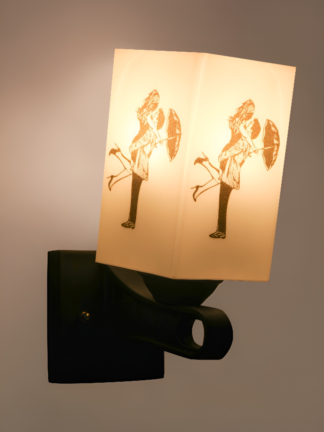 

Afast White & Black Printed Contemporary Square Shaped Wall Lamp