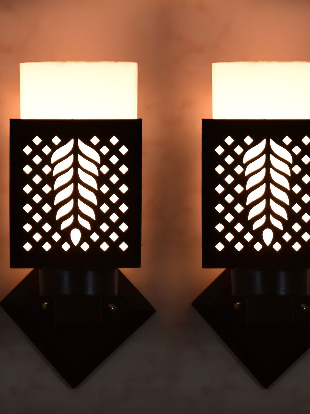 

Afast Brown & White 2 Pieces Wooden Contemporary Textured Square Shaped Wall Lamp