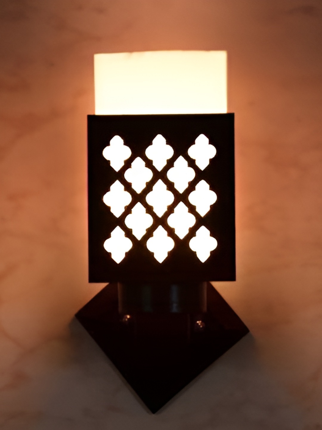 

Afast Brown and white Wooden Contemporary Square Shaped Wall Lamp
