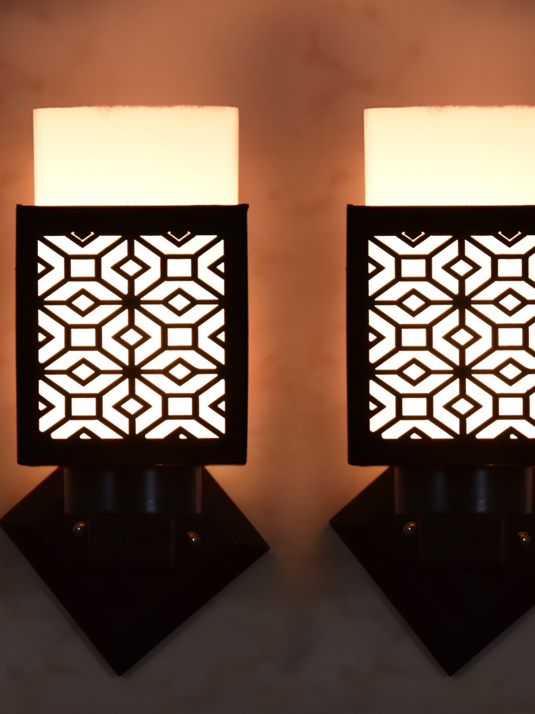 

Afast White & Black 2 Pieces Textured Wall Lamps