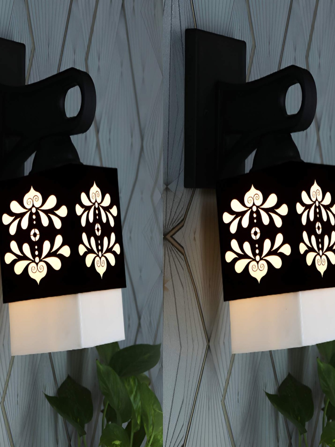 

Afast Black & White 2 Pieces Textured Traditional Square Shaped Wall Lamps