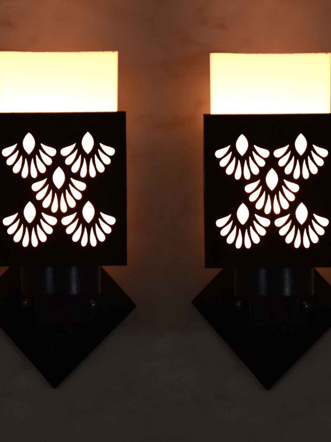 

Afast White & Black 2 Pieces Textured Contemporary Wood Square Shaped Wall Lamps