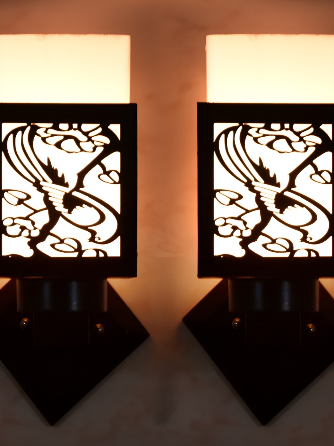 

Afast White & Black 2 Pieces Textured Contemporary Wood Square Shaped Wall Lamps