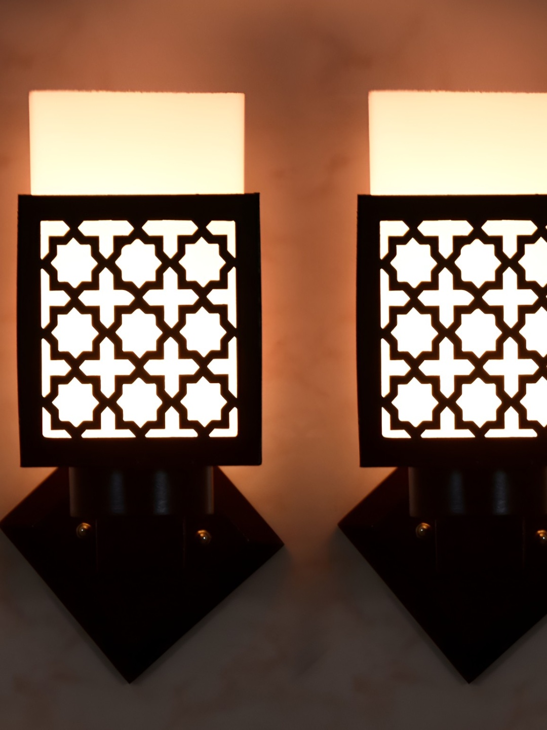 

Afast White & Black 2 Pieces Textured Contemporary Wood Square Shaped Wall Lamps