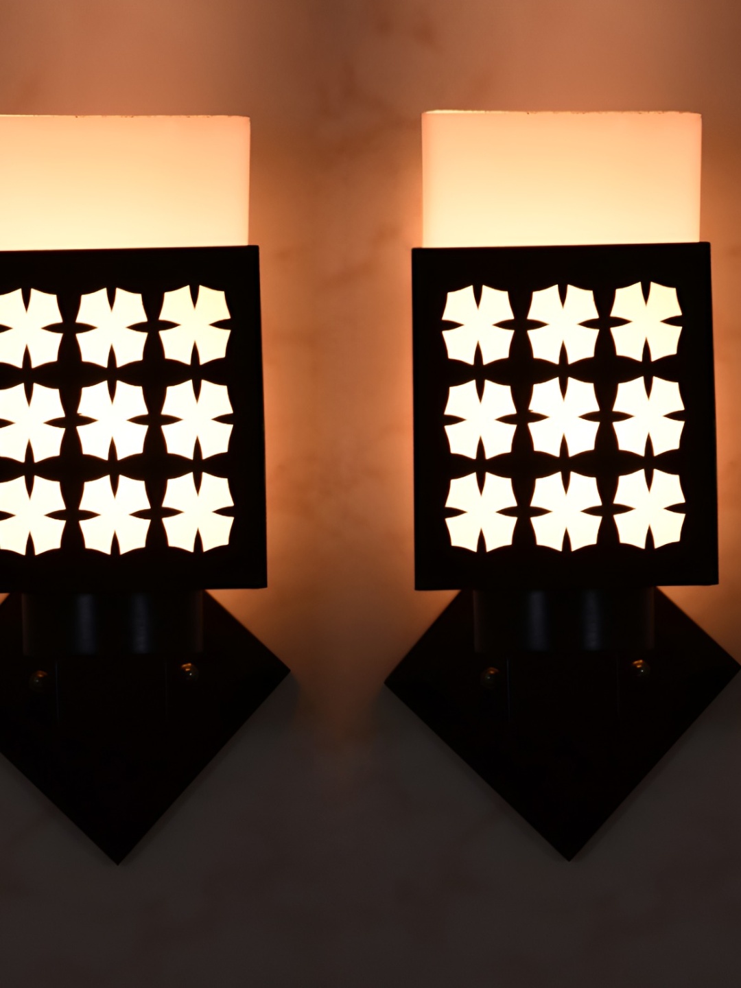 

Afast White & Black 2 Pieces Textured Contemporary Square Wall Lamps