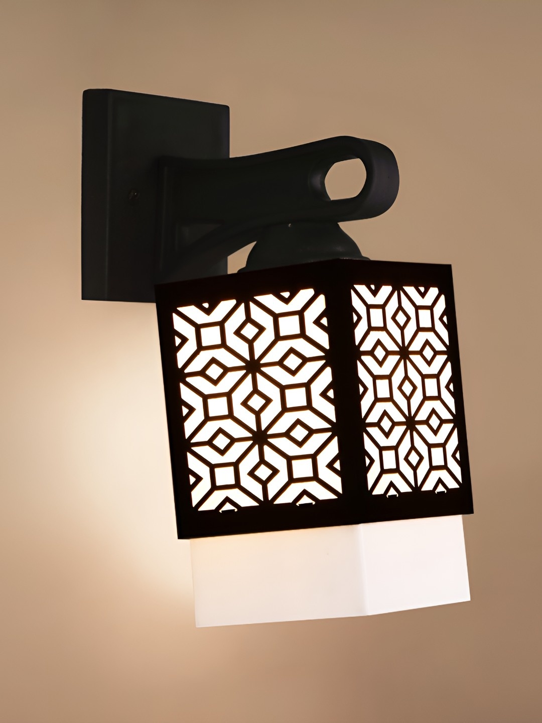 

Afast Black & White Wooden Textured Traditional Square Wall Lamp