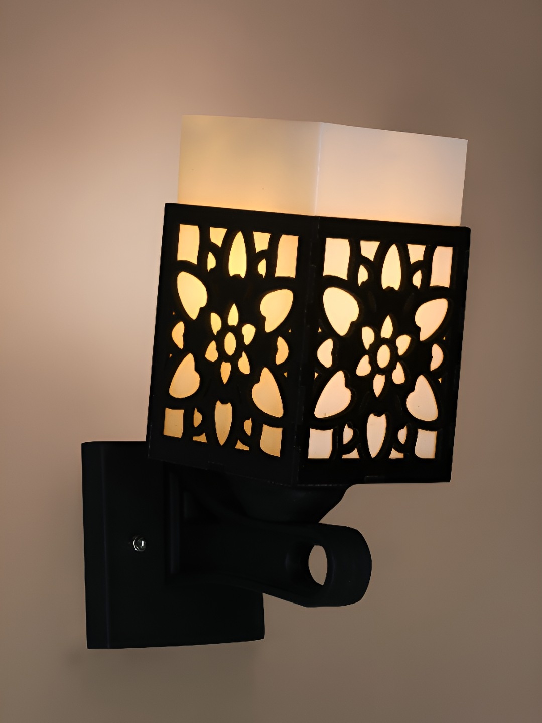 

Afast Black & White Textured Wood Square Wall Lamp