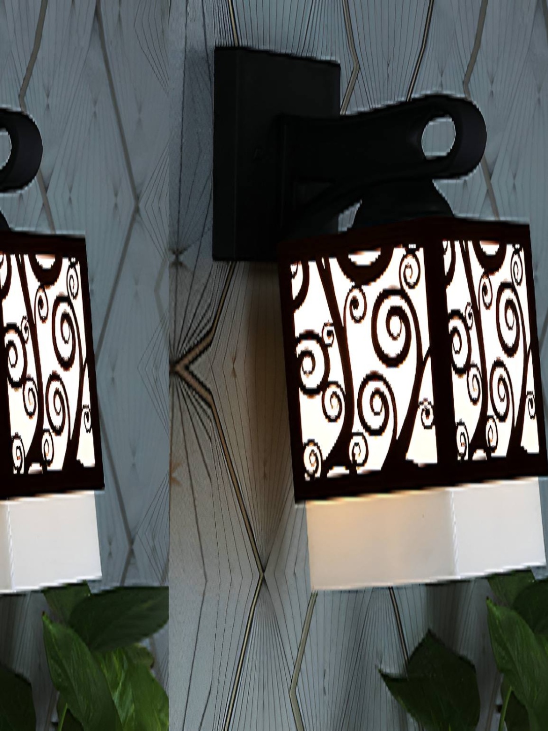 

Afast Black 2 Pieces Textured Wooden Traditional Square Shaped Wall Lamps
