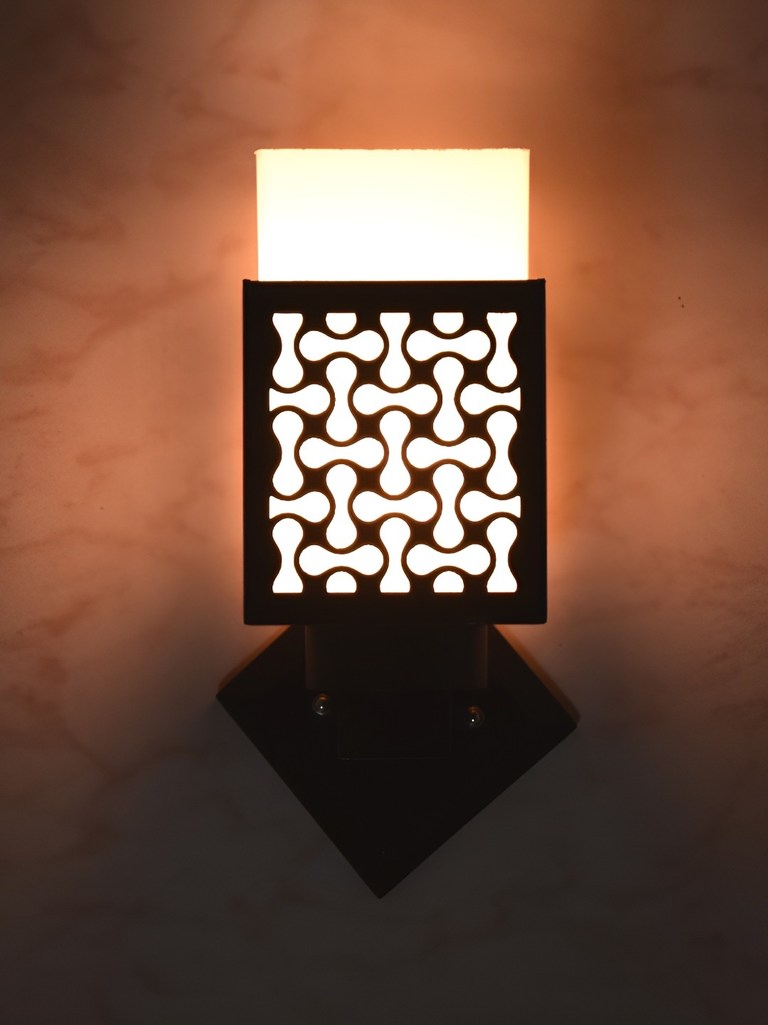 

Afast White & Black Wooden Traditional Square Shaped Wall Lamp