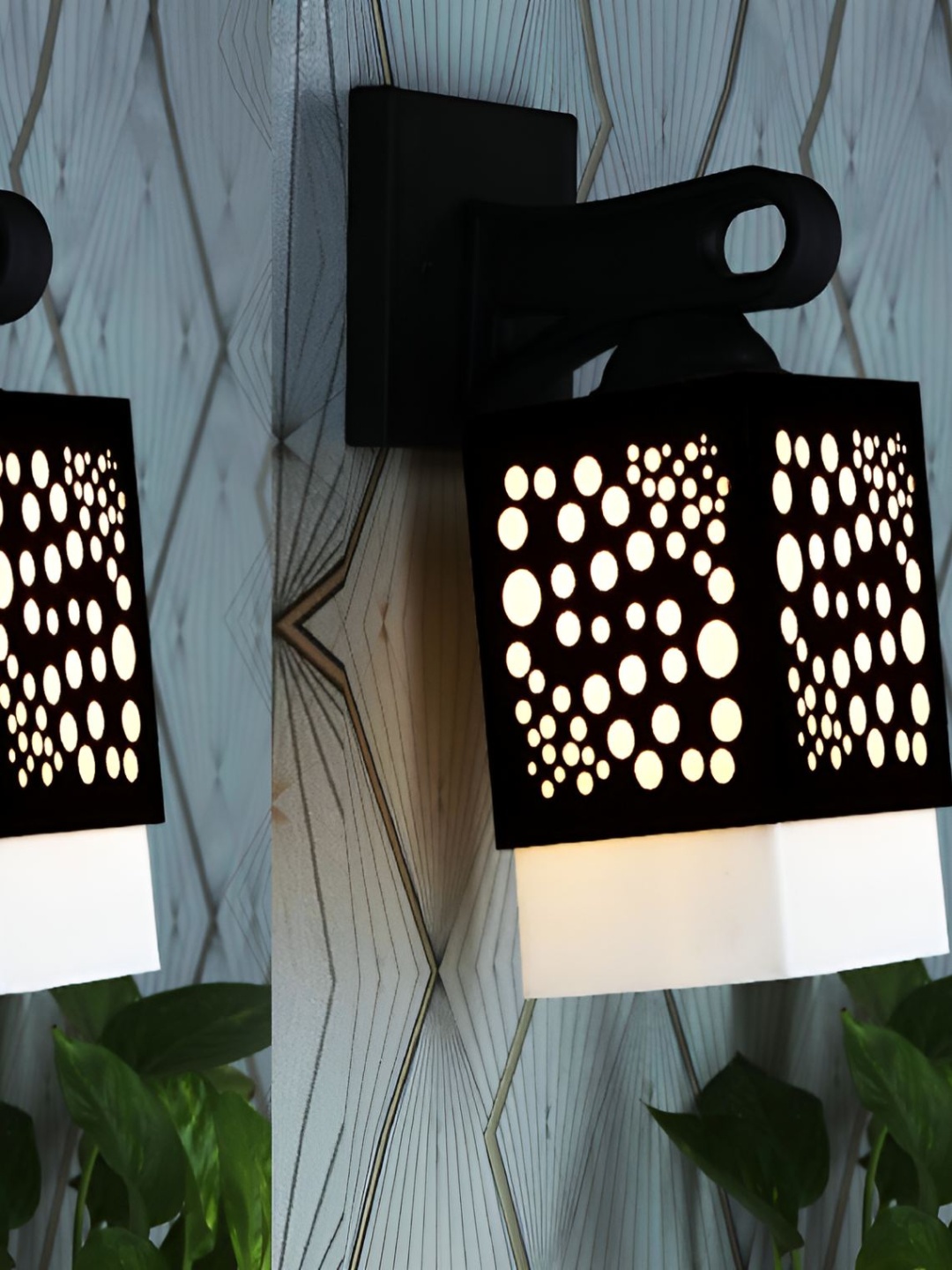 

Afast White & Black 2 Pieces Textured Contemporary Wood Square Shaped Wall Lamps