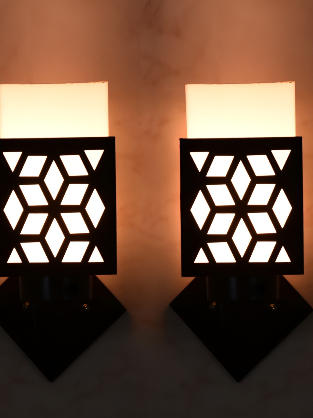 

Afast Black & White Textured Wall Lamps