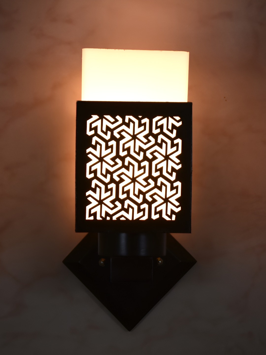 

Afast White & Black Solid Wooden Traditional Wall Lamp