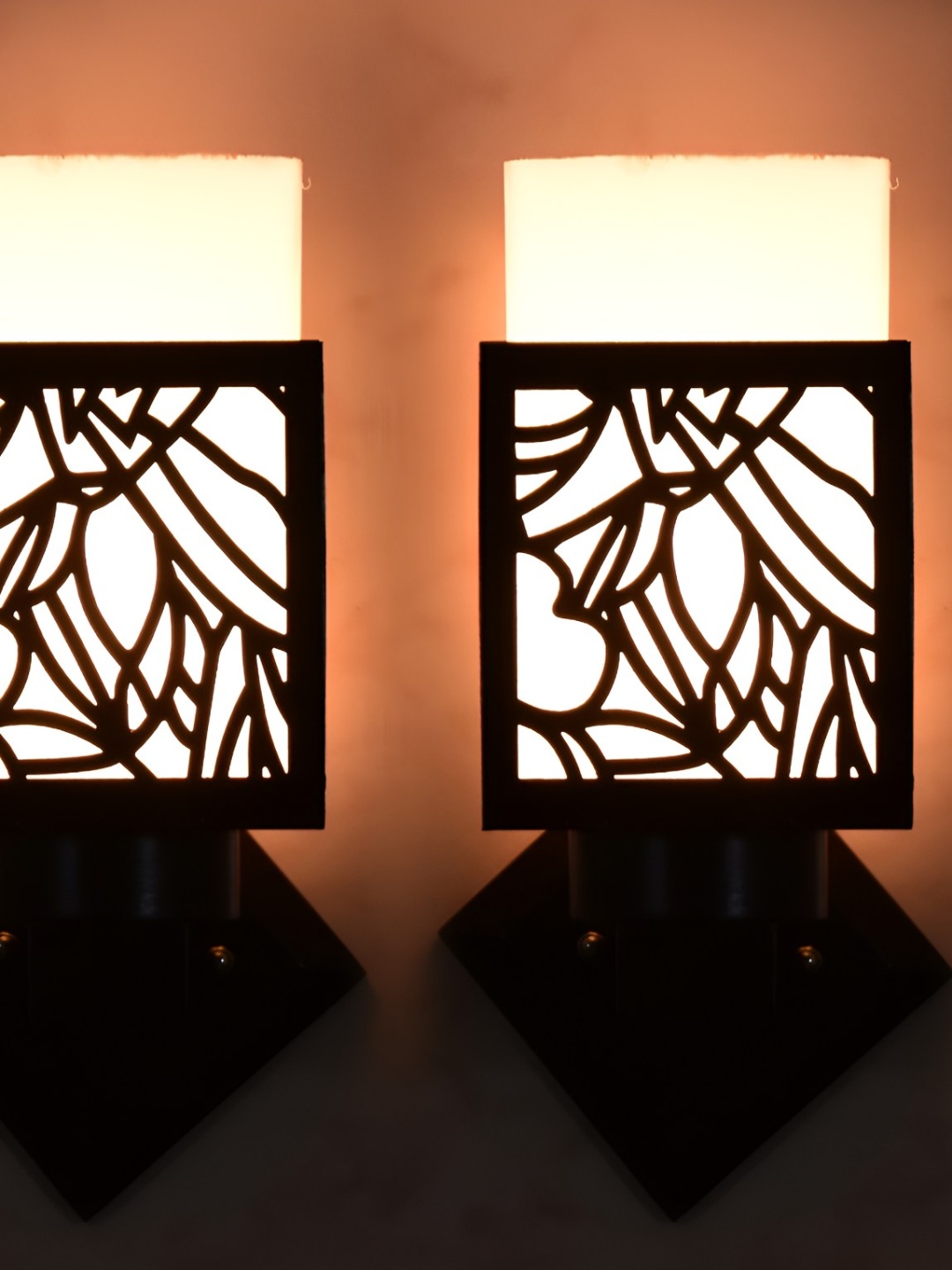 

Afast Black 2 Pieces Wooden Rectangle Wall Lamp