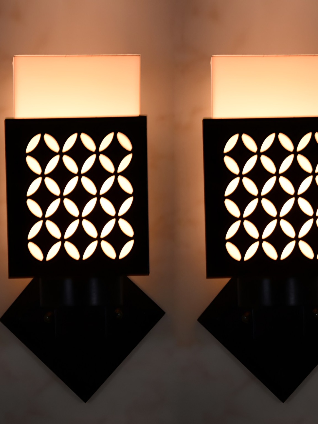 

Afast White & Black 2 Pieces Textured Contemporary Wood Square Shaped Wall Lamps
