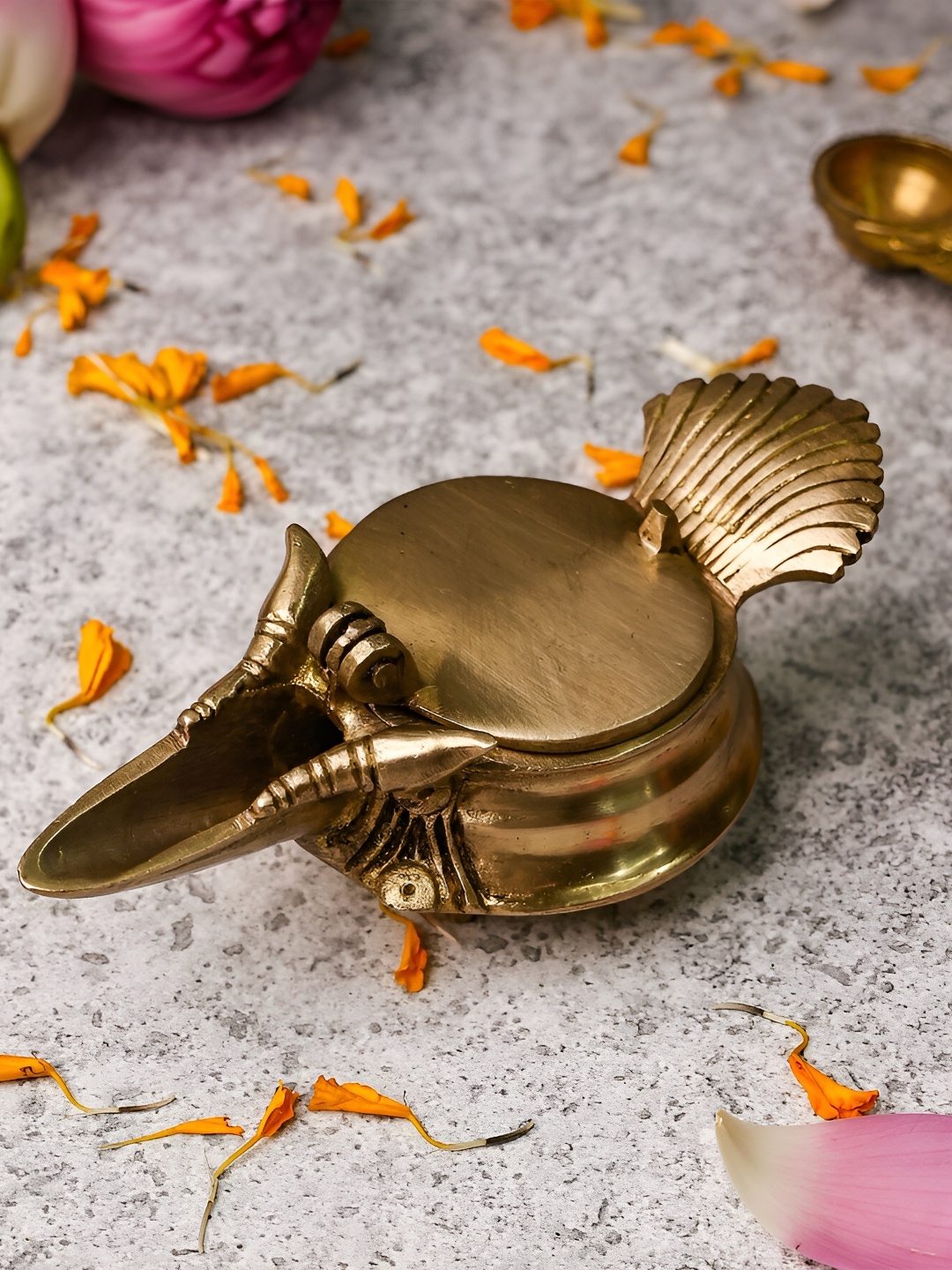 

The Advitya Brass Chirag Diya Handcrafted Brass Oil Lamp, Gold