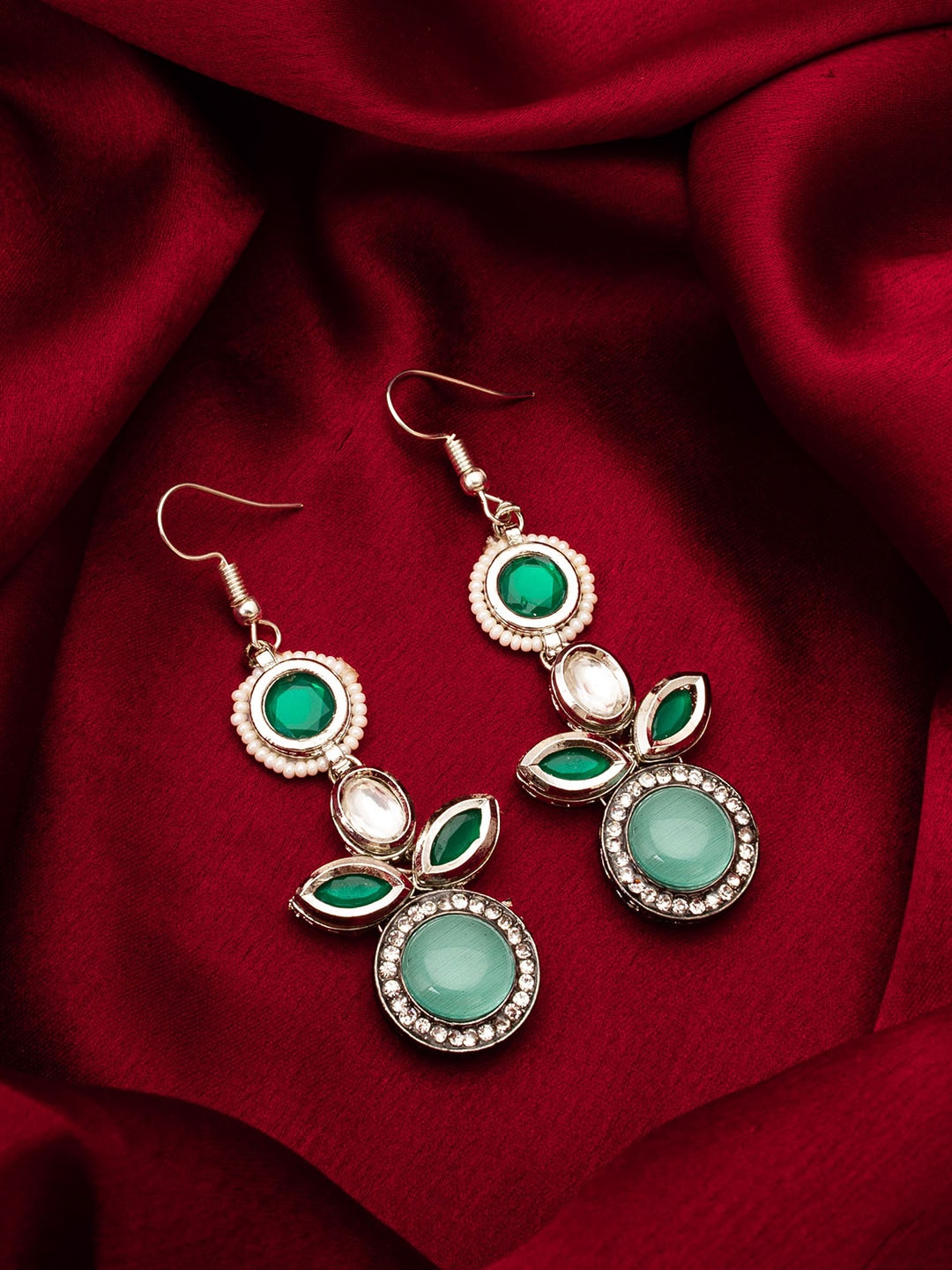 

aadita Silver Plated Kundan Studded Drop Earrings