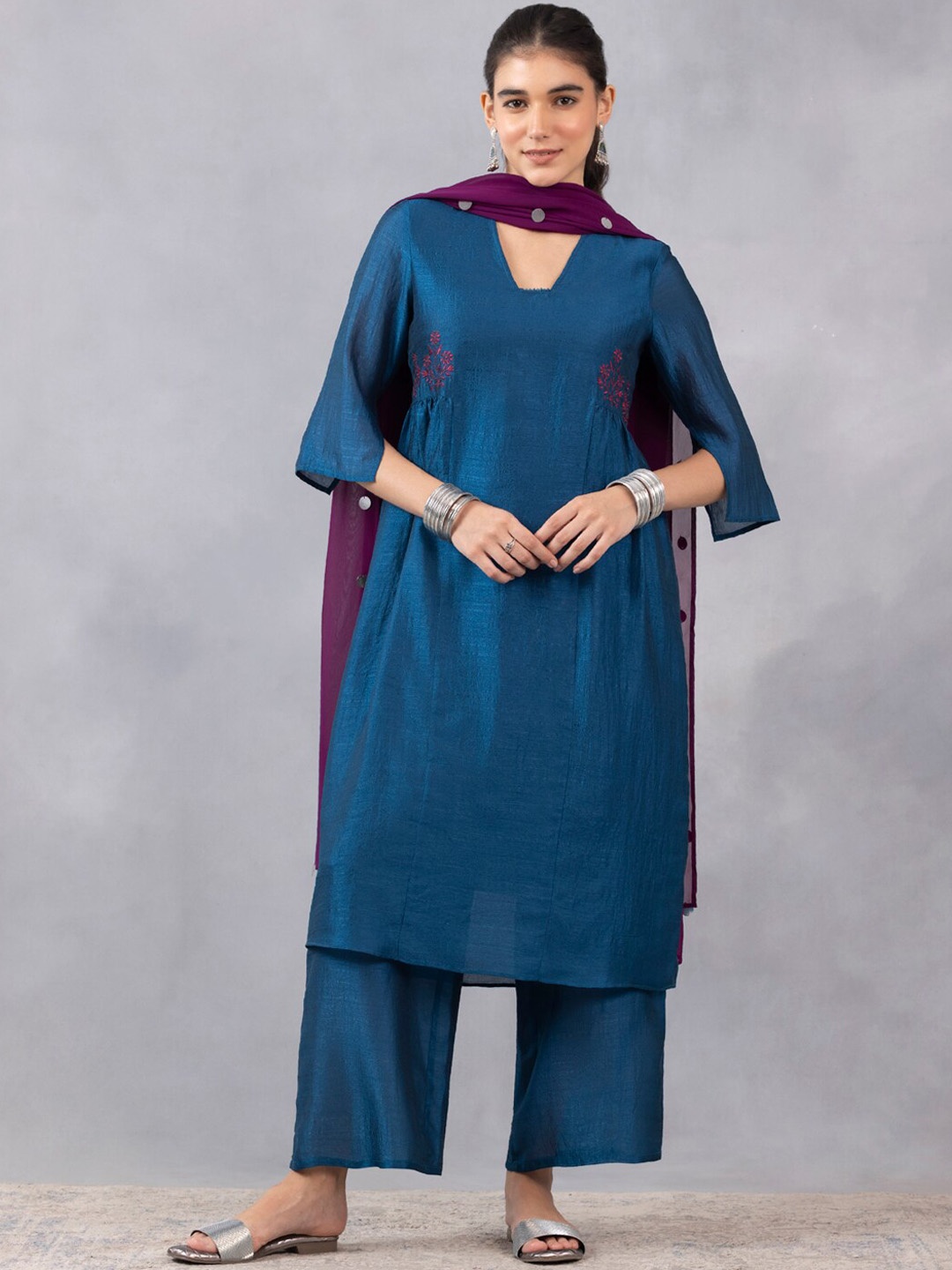 

SHAYE V-Neck A-Line Kurta with Trouser & Dupatta, Teal