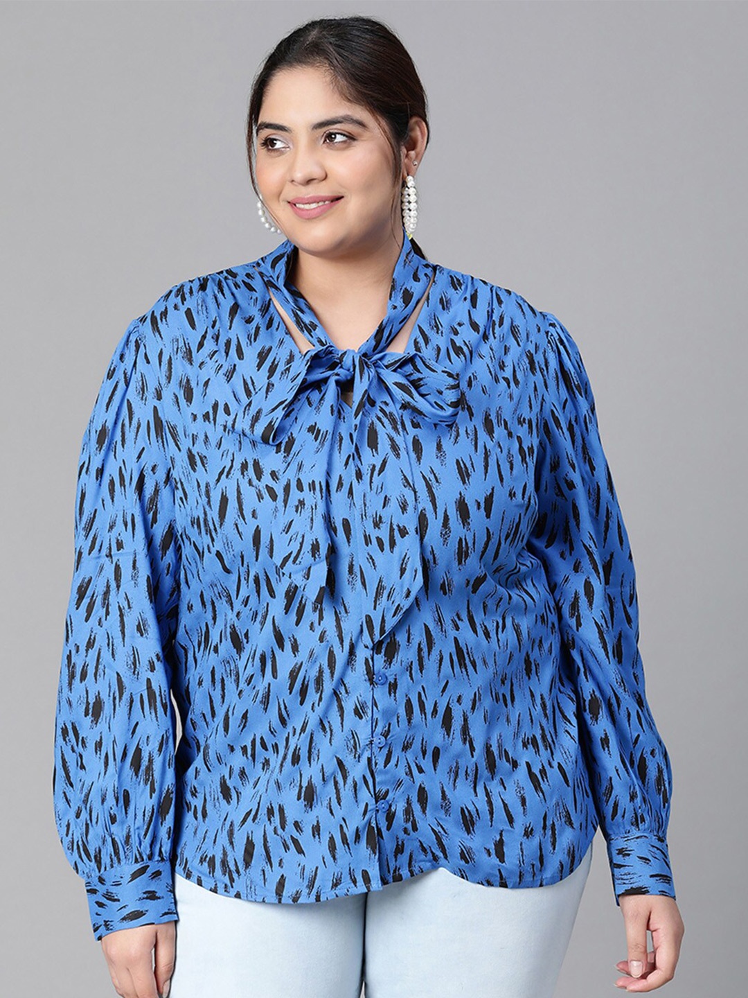 

Oxolloxo Plus Size Animal Printed Tie-Up Neck Cuffed Sleeves Top, Blue