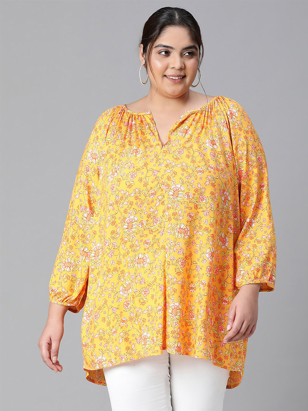 

Oxolloxo Plus Size Floral Printed Gathered Longline Top, Yellow