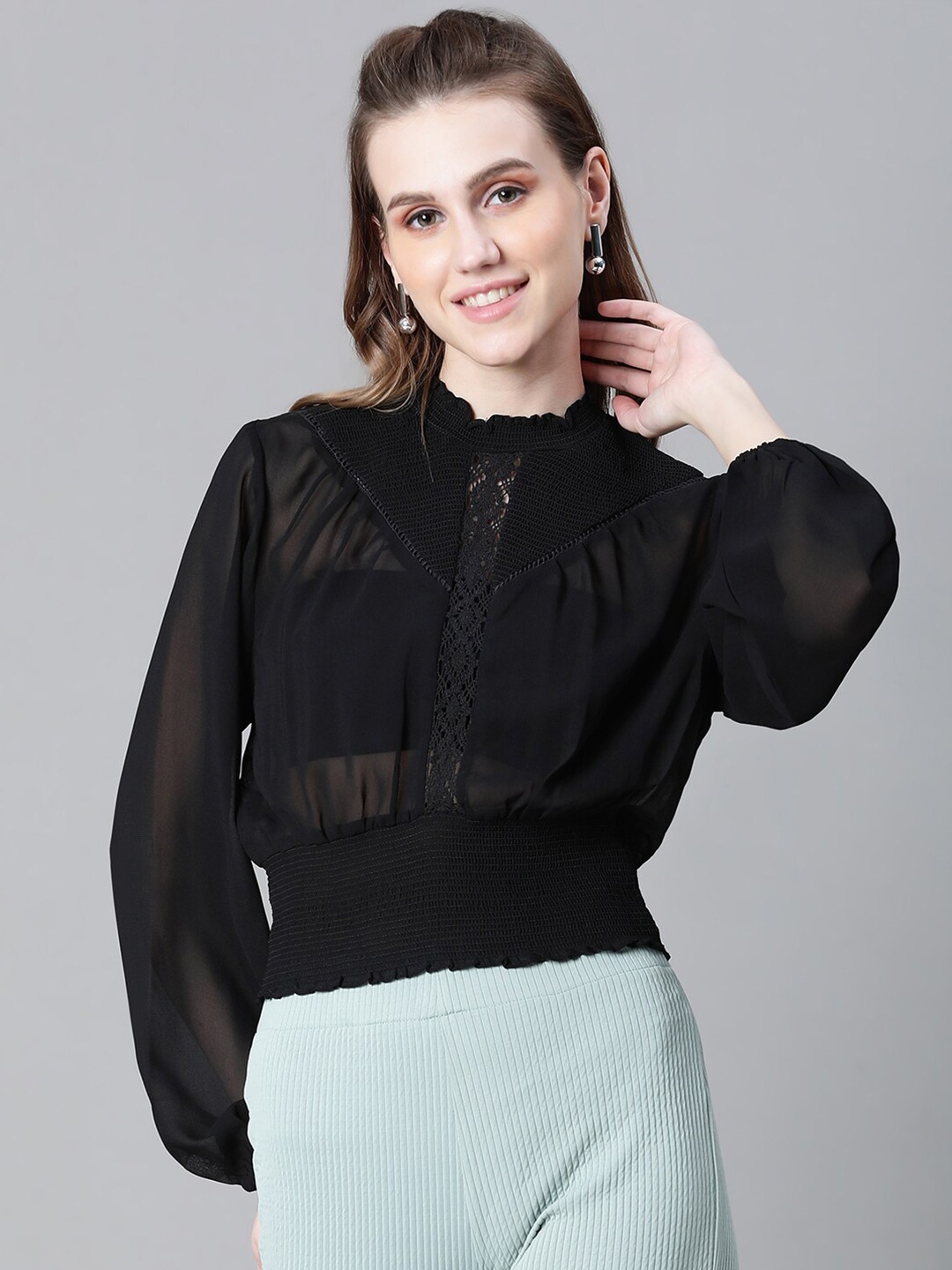 

Oxolloxo Long Sleeves Sheer Smocked Crop Top, Black