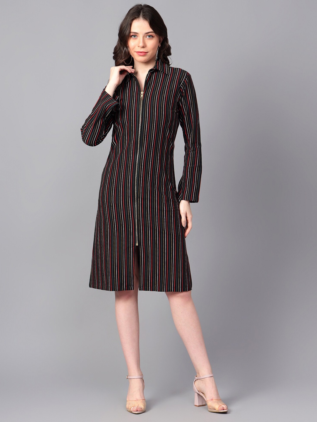 

Hencemade Black Dress