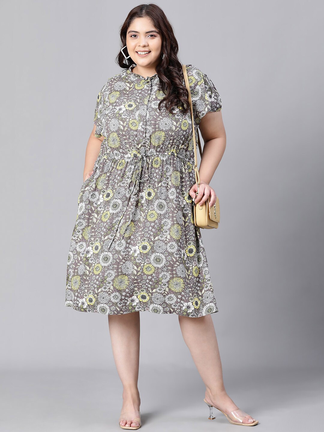 

Oxolloxo Plus Size Floral Printed Tie-Up Neck Fit & Flare Dress, Grey