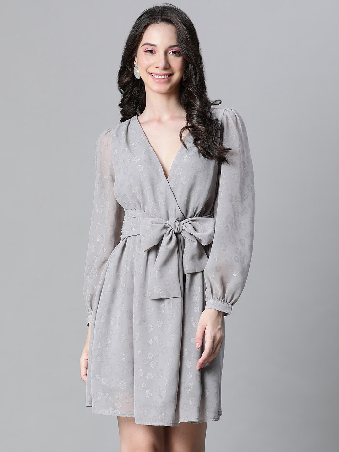 

Oxolloxo Self Design V-Neck Puff Sleeve Tie-Up Semi Sheer Fit & flare Dress, Grey