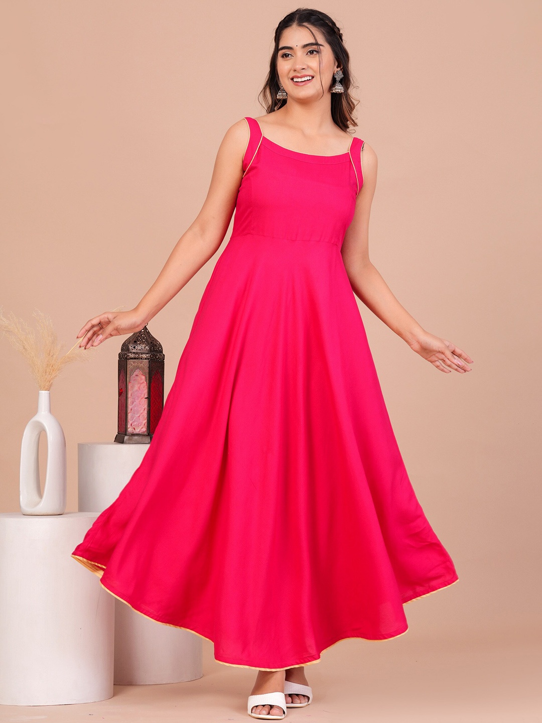

PURSHOTTAM WALA Shoulder Straps Fit & Flare Maxi Dress, Red