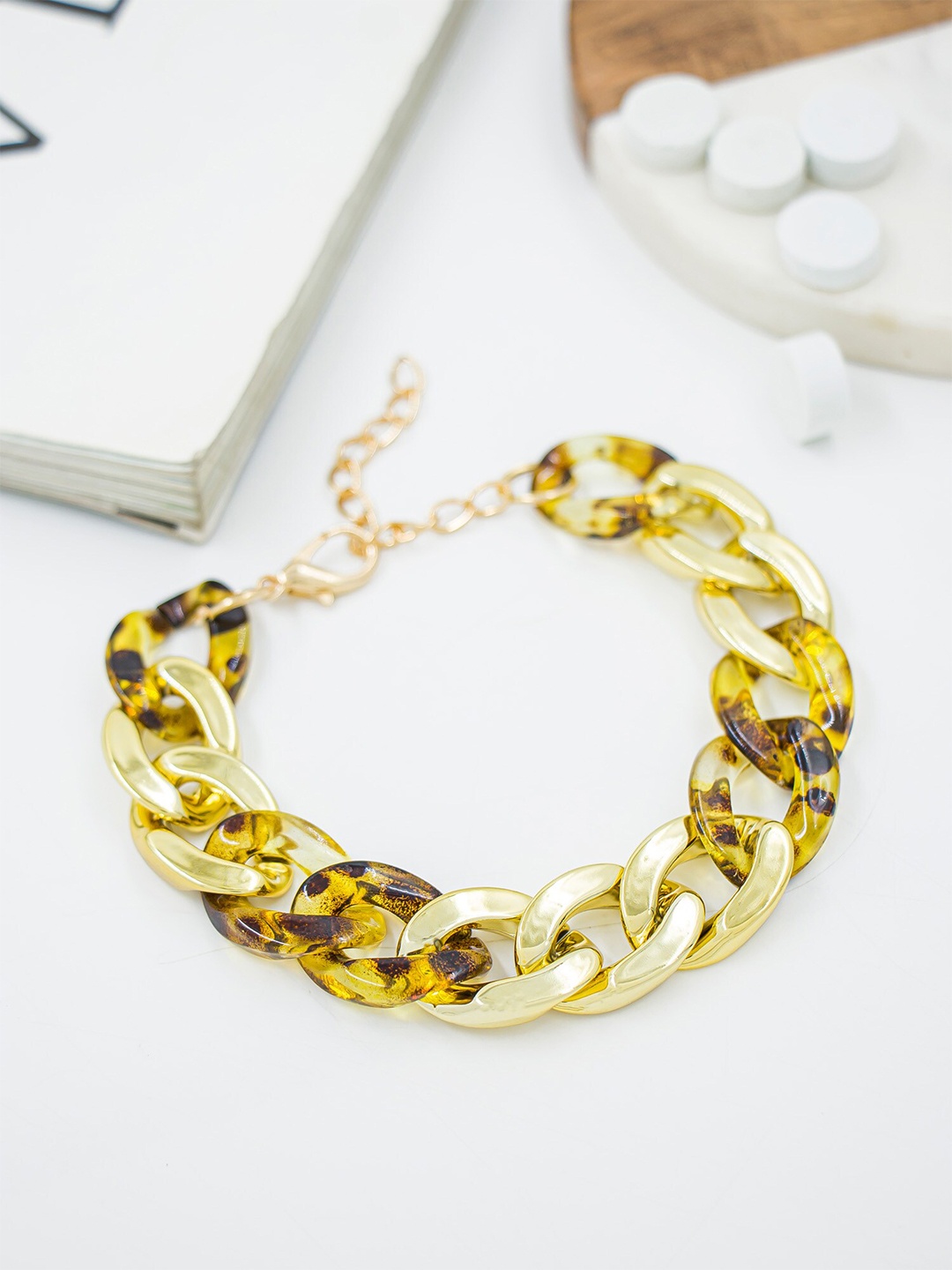 

Bellofox Women Gold-Plated Link Bracelet
